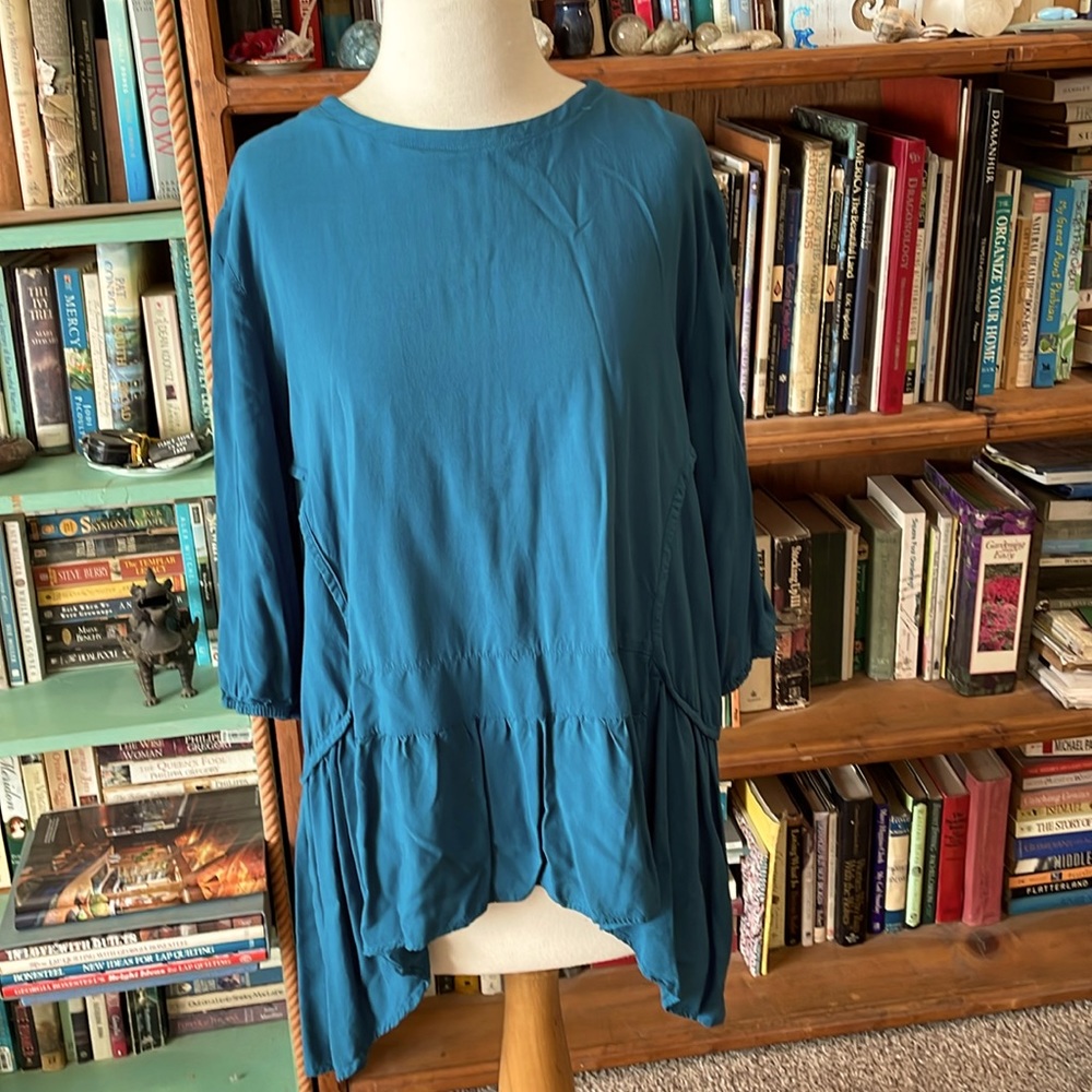 Women’s shirt